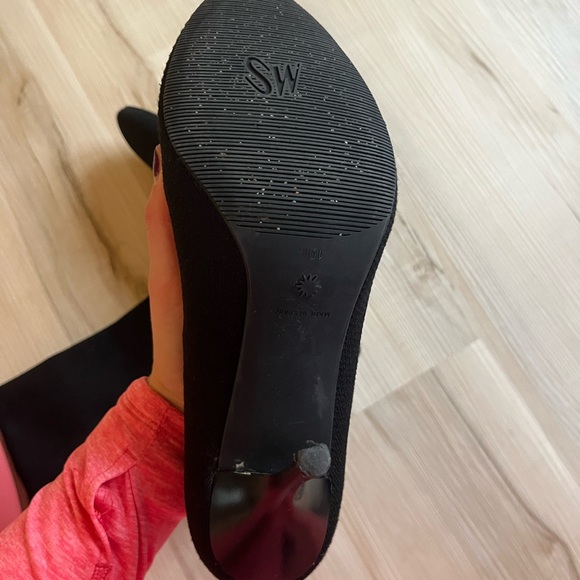 Size 10.5 Stuart Weitzman sock boots - Picture 3 of 4